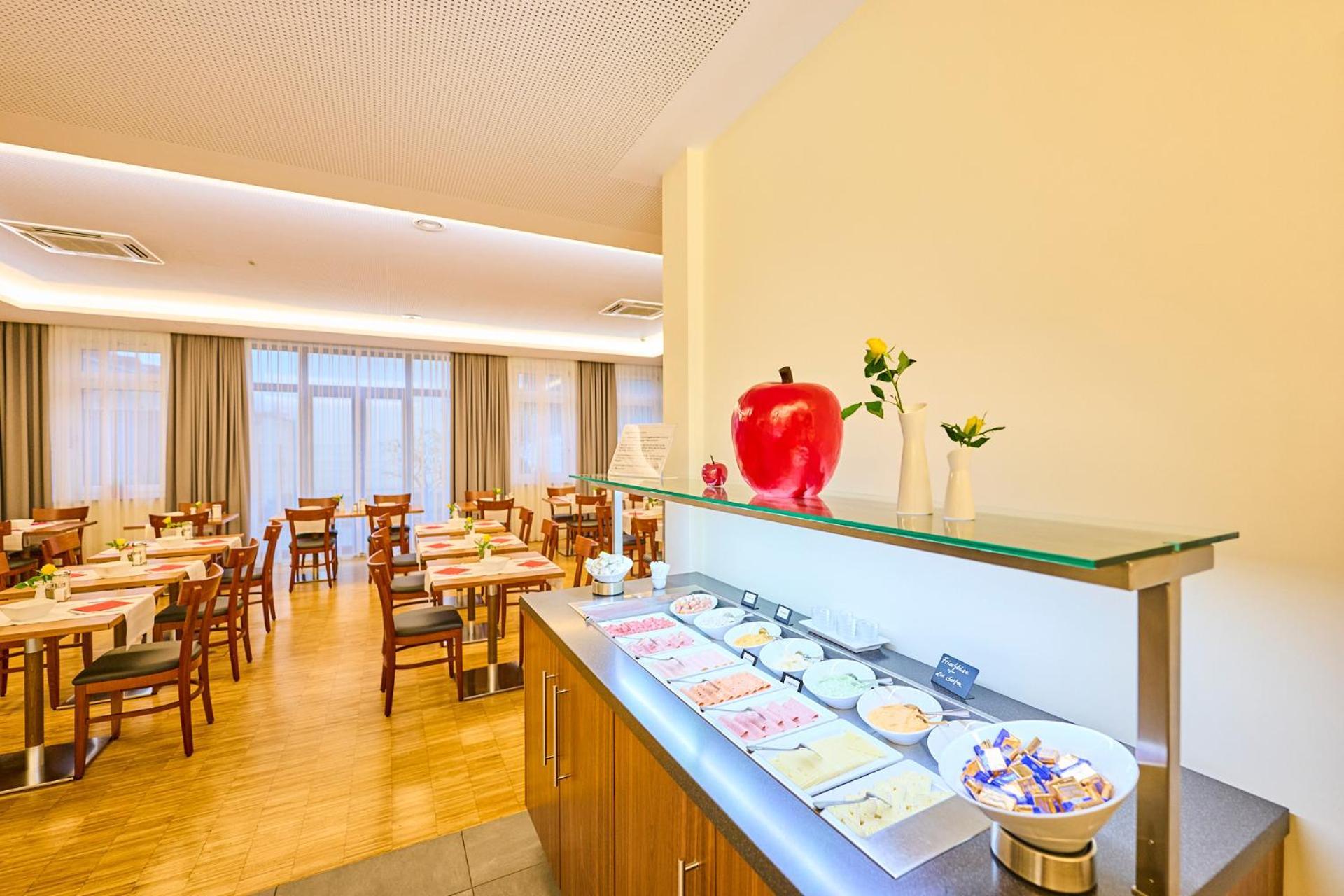 Hotel Apfelbaum Erding Buitenkant foto